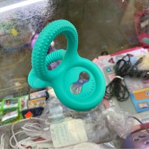 Lovevery silicone triple teether